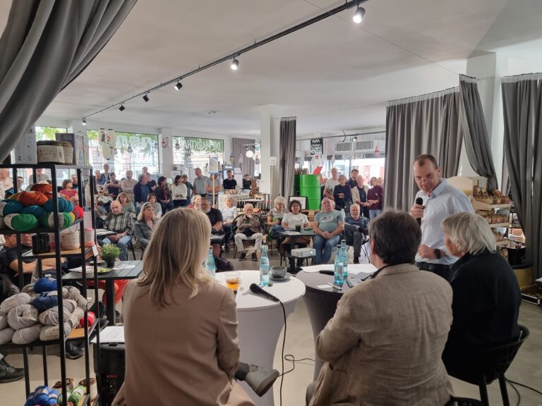 Podiumsdiskussion zur Reaktivierung des Stadtbahnhofs in Lohr a. Main
