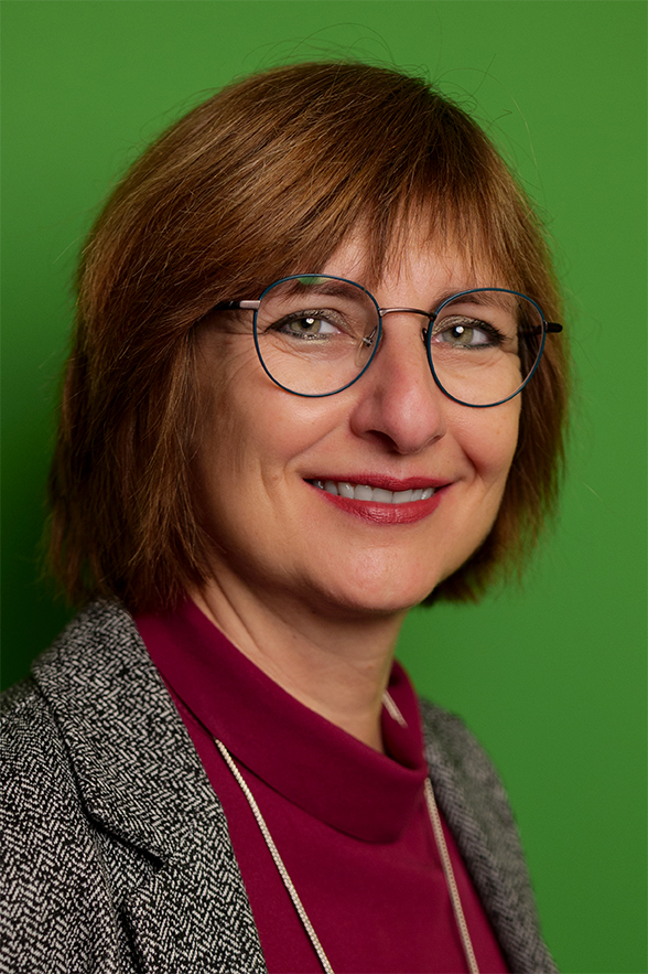 Anja Baier, Karlstadt