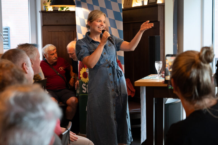 Schulzes Stammtisch Spezial im Lohrer Brauhaus – volles Haus und großartige Stimmung
